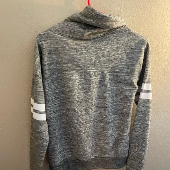 Reflex California gray bear heart turtleneck, long sleeve sweatshirt-Med - Picture 4 of 5